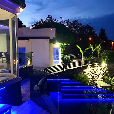 Penthouse Jacuzzi & Pool Apartmants Abbazia Esterno foto