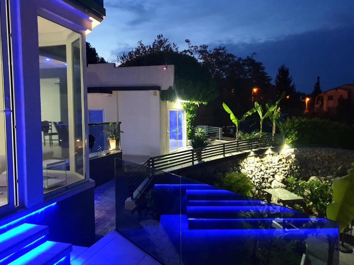 Penthouse Jacuzzi & Pool Apartmants Abbazia Esterno foto