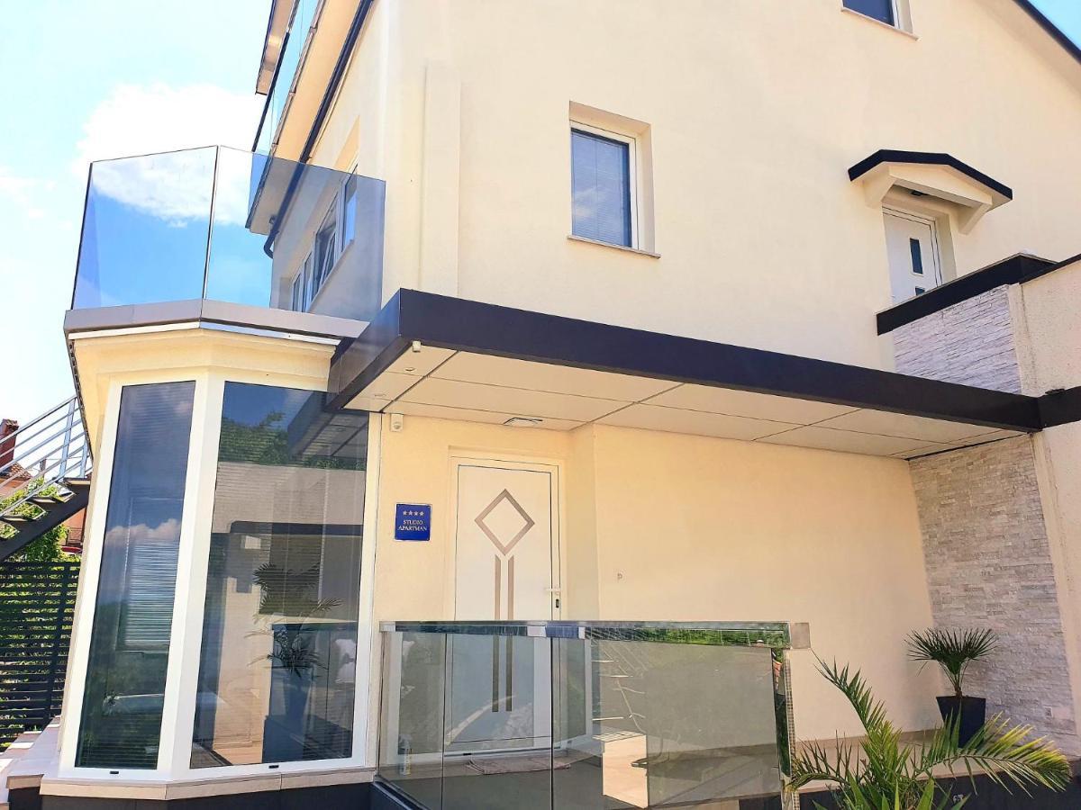 Penthouse Jacuzzi & Pool Apartmants Abbazia Esterno foto