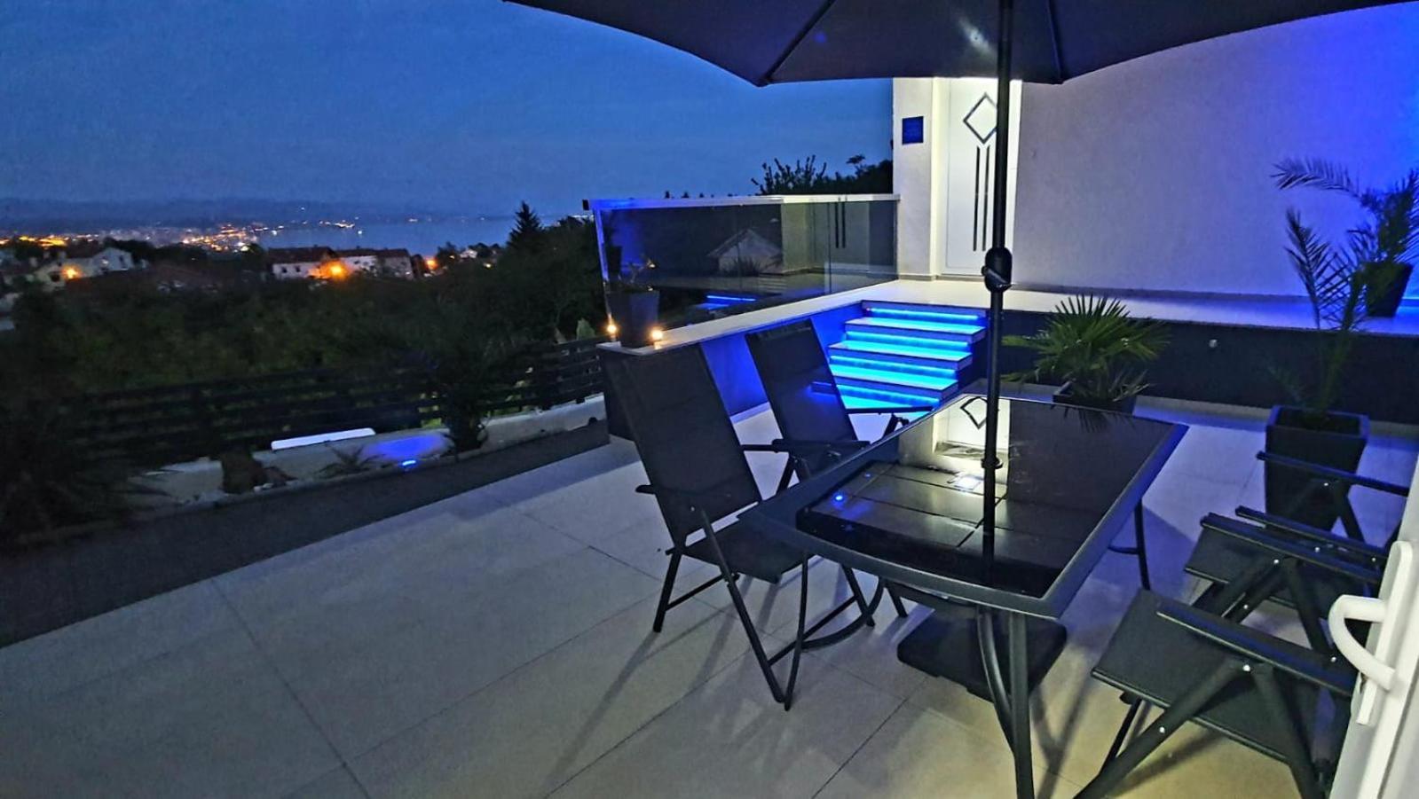 Penthouse Jacuzzi & Pool Apartmants Abbazia Esterno foto